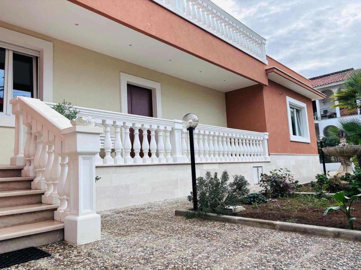 Villa Raffaele Trani Exterior foto
